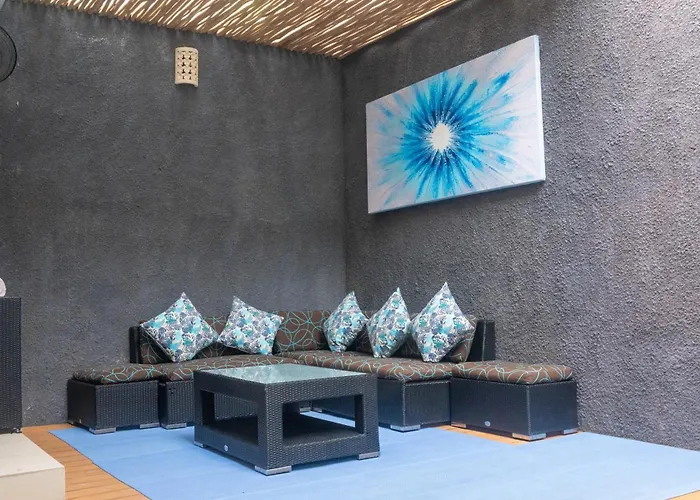 Villa Lestari *
